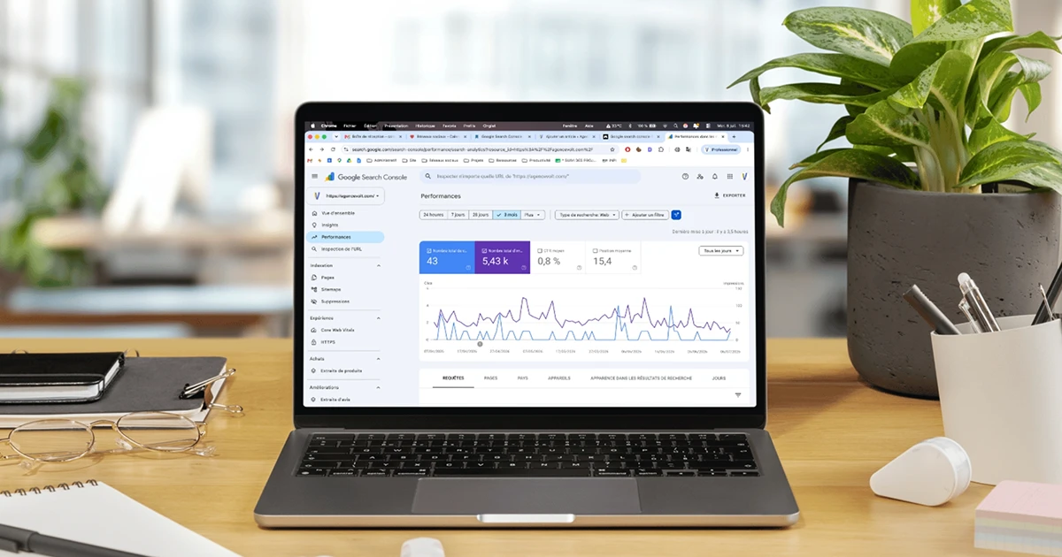 Écran d'ordinateur affichant le tableau de bord de la Google Search Console pour le site internet d'une entreprise basée en Eure et Loir